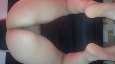 我媽媽把她的陰戶送給我作為聖誕禮物